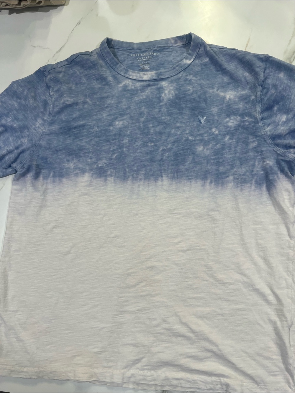 American Eagle Outfitters Blue and White Ombre Crew Neck Tee